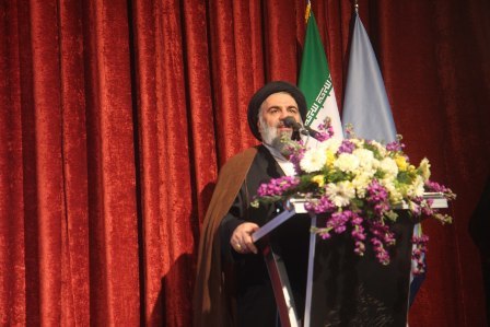 مدیران برای خدمات رسانی به مردم جهادگونه اقدام کنند