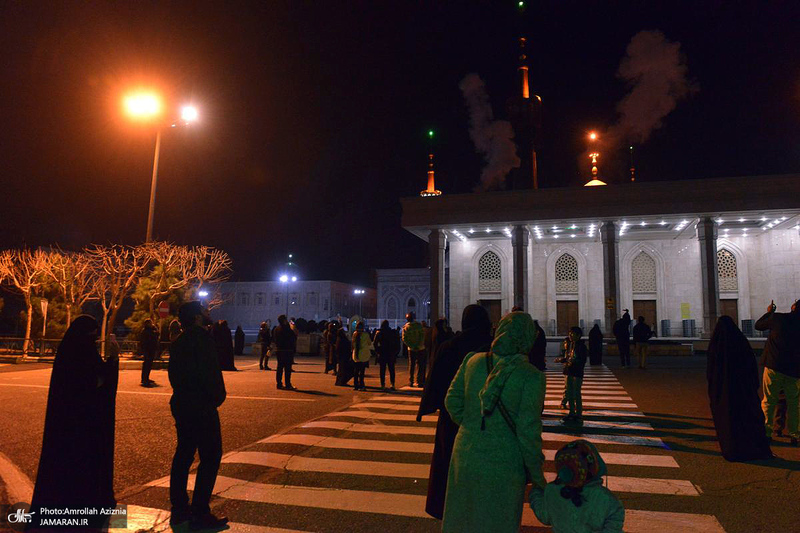 مراسم نورافشانی حرم امام خمینی (س) به مناسبت چهل و پنجمین سالگرد پیروزی انقلاب