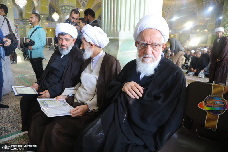 تشییع مرحوم آیت الله عباسعلی سلیمانی (ره) در حرم مظهر حضرت معصومه (س)