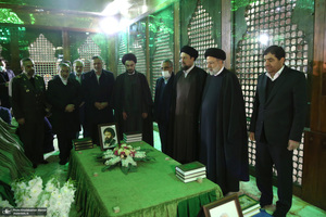 تجدید میثاق رئیس جمهور و اعضای دولت با آرمان های حضرت امام خمینی (س)