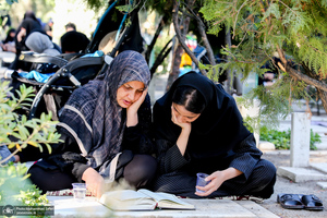 مراسم پرفیض دعای عرفه در قطعه شهدا