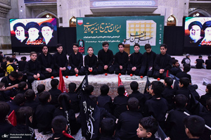 چهاردهمین سوگواره دانش آموزی احلی من العسل در حرم مطهر امام خمینی (س)