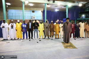 بازدید جمعی از قاریان کشور آفریقا و جمعی از گردشگران لبنانی از بیت امام خمینی در جماران