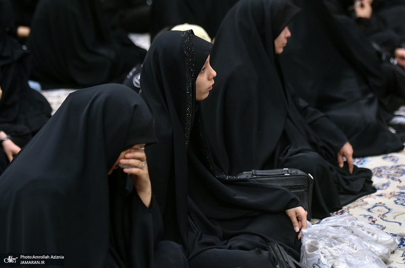 سومین شب عزاداری حضرت اباعبدالله الحسین (ع) در حرم امام خمینی