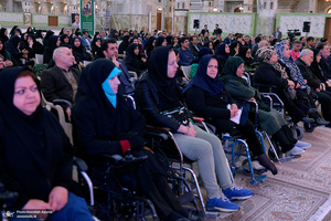 تجدید میثاق رئیس سازمان بهزیستی و جمعی از توان یابان با آرمان های حضرت امام خمینی (س)