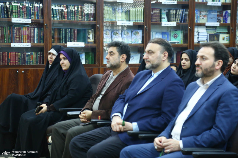 مراسم بزرگداشت روز زن در موسسه تنظیم و نشر آثار امام خمینی (ره)