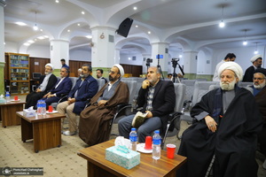 سلسله نشست های تبیین مکتب امام خمینی (س) با سخنرانی سید فرید موالی‌زاده  / موالی زاده