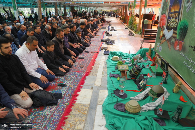 مراسم تحویل سال نو در گلزار شهدای قم‎