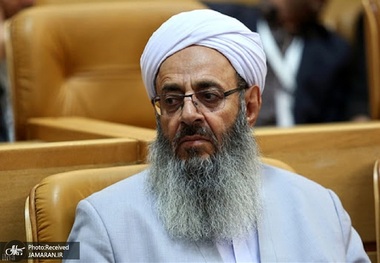 مولوی عبدالحمید حمله به دادگستری زاهدان را محکوم کرد