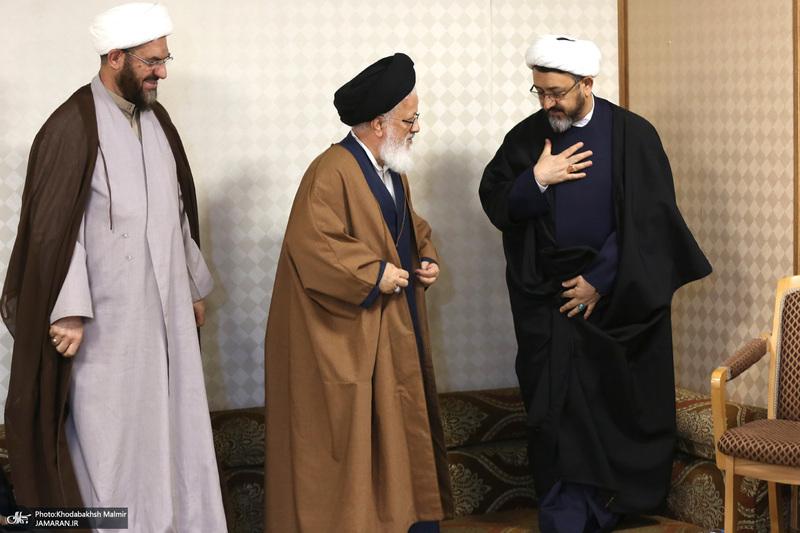 دیدار رئیس و جمعی از معاونان و مدیران مؤسسه تنظیم و نشر آثار امام خمینی(س) با نماینده مقام معظم رهبری در عراق