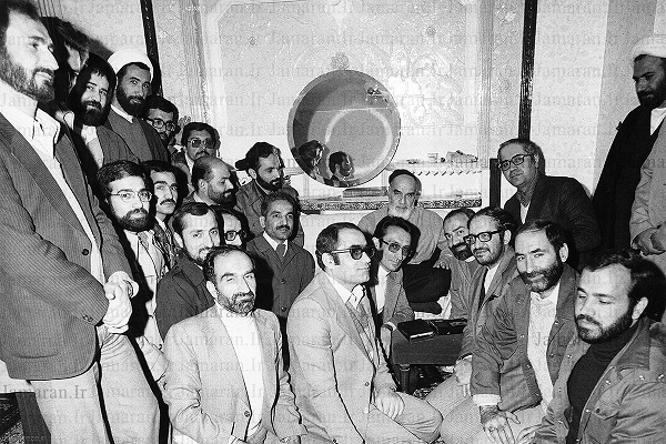 وصایا مؤسس الجمهوریة الاسلامیة لمسؤولی الحکومة فی اسبوع الدولة