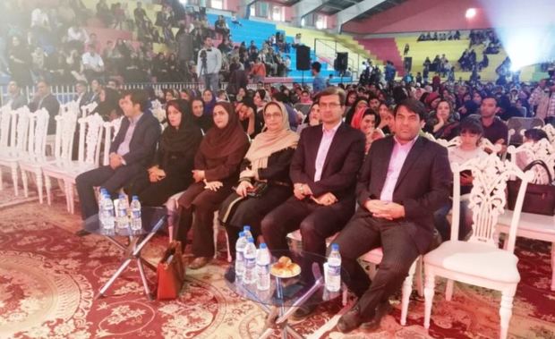 جشن نشاط و امید جوانان در یزد برگزار شد