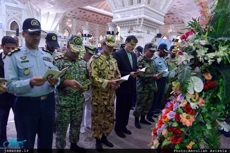تجدید میثاق ورزشکاران و قهرمانان ارتش با آرمان های امام خمینی(س)
