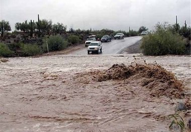 مسیر روستای خور در جاده کلات مسدود شد