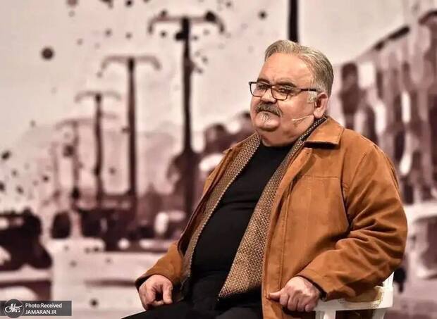 لحظه ورود پیکر اکبر عبدی به تالار وحدت + ویدیو