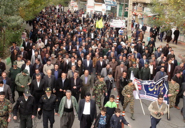 روانسری ها یک صدا شعار مرگ بر استکبار سر دادند