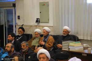 عمامه گذاری طلاب به مناسبت نیمه شعبان