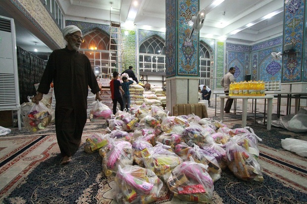 چهارهزار بسته غذایی برای توزیع در مناطق سیل زده خوزستان آماده شد