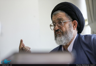 حجت الاسلام والمسلمین اکرمی: مسئولان از اتاق های خود به میان مردم بیایند