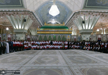 تجدید میثاق مدیران و امدادگران جمعیت هلال احمر با آرمان های امام خمینی(س) 