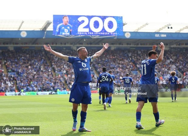 عکس و ویدیو| وداع باشکوه پسر دوست داشتنی لستر با گل شماره ۲۰۰