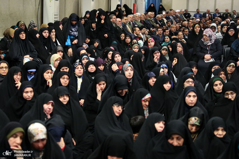 دیدار مسئولان نظام و میهمانان کنفرانس وحدت اسلامى‌ با رهبر معظم انقلاب