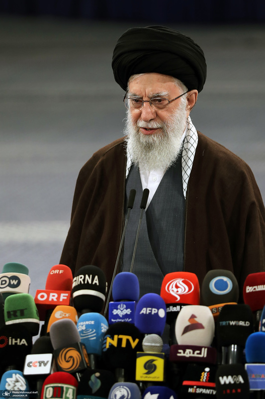  حضور رهبر انقلاب در انتخابات مجلس شورای اسلامی و مجلس خبرگان رهبری 