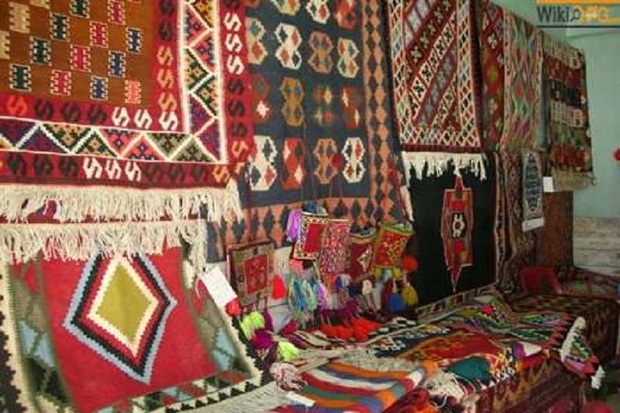 نمایشگاه صنایع دستی استانی در دهدشت برپا می شود