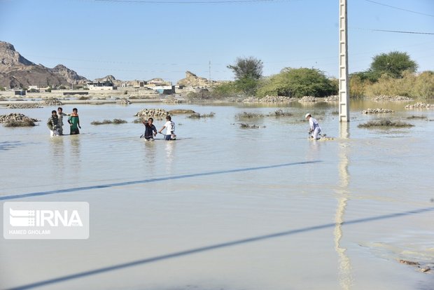 قطع راه‌های ارتباطی در سیستان و بلوچستان امدادرسانی را کند کرده است