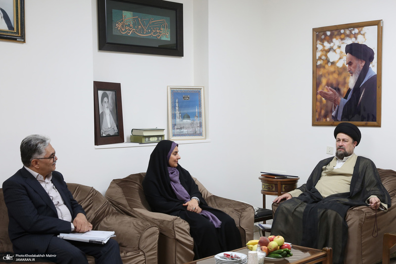 دیدار وزیر راه و شهرسازی با سید حسن خمینی