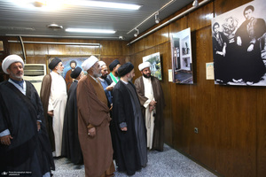 بازدید جمعی از علمای نجف از حسینه و مجموعه فرهنگی جماران