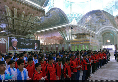 اولین دوره آموزش و جشن عبادت دانش آموزان مکلف عشایر‎ در حرم مطهر امام خمینی(س) 