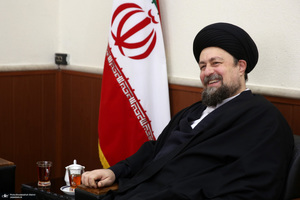 دیدار دکتر ظریف  معاون راهبردی رئیس جمهور و جمعی از مدیران با سید حسن خمینی