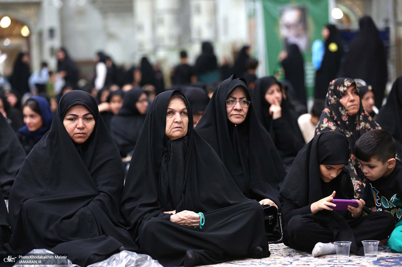 مراسم سوگواری شب اربعین حسینی(ع) در حرم امام خمینی(س)