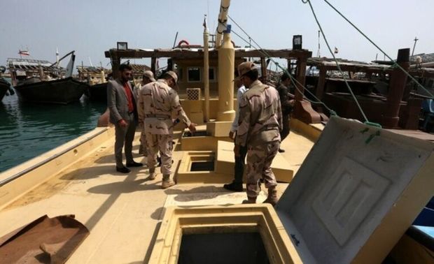 ۴۰ هزار لیتز سوخت قاچاق در آب‌های بوشهر کشف شد