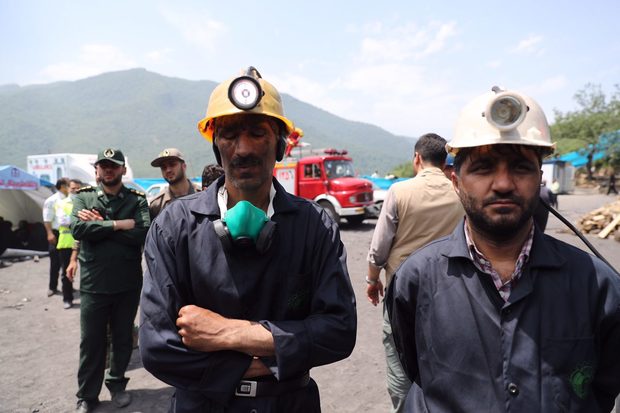 
۳۰ هزار کارگرمعدن سنگ آهن بیکار شدند