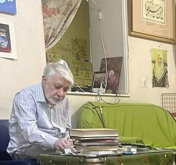 ملاقات یک و نیم ساعته‌ی نماینده پزشکیان با میرحسین موسوی
