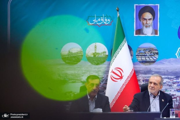 پزشکیان: هیچ مدیری نباید خود را عقل کل بداند/ هیچ توجیهی در برابر نارضایتی مردم پذیرفتنی نیست