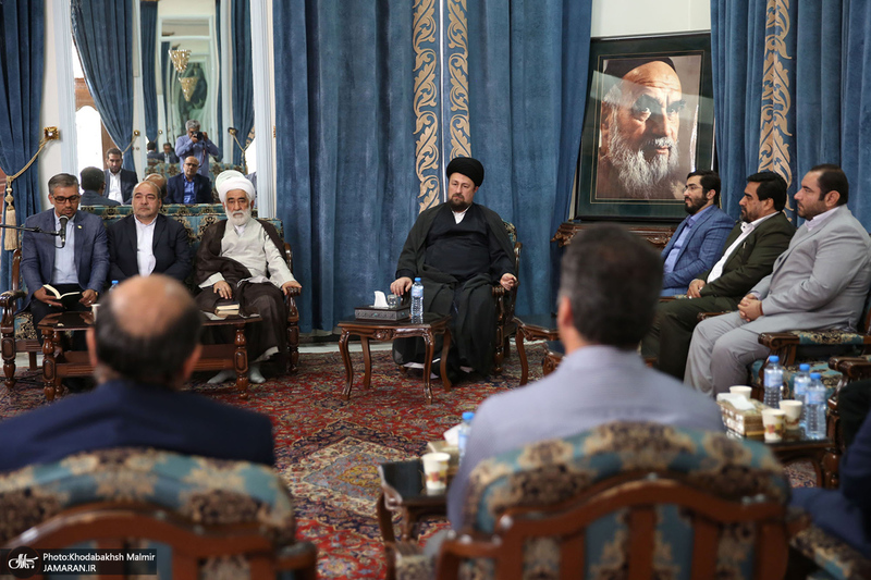 دیدار مدیر عامل و مدیران و معاونین بهشت زهرا (س) با سید حسن خمینی
