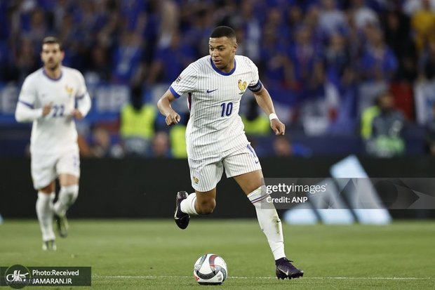 امباپه در بیمارستان بستری شد