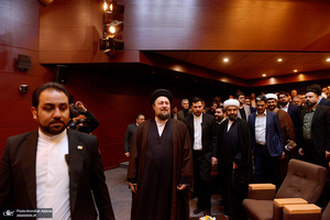 نشست صمیمی یاران وفادار امام خمینی (س)
