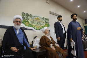 عمامه گذاری طلاب در روز میلاد پیامبر اکرم (ص) و امام صادق (ع) توسط مراجع تقلید