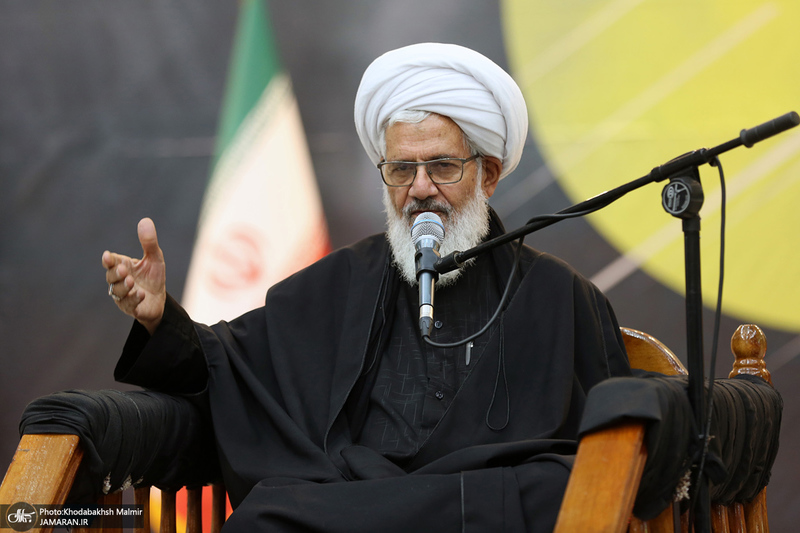 سومین شب عزاداری حضرت اباعبدالله الحسین (ع) در حرم امام خمینی