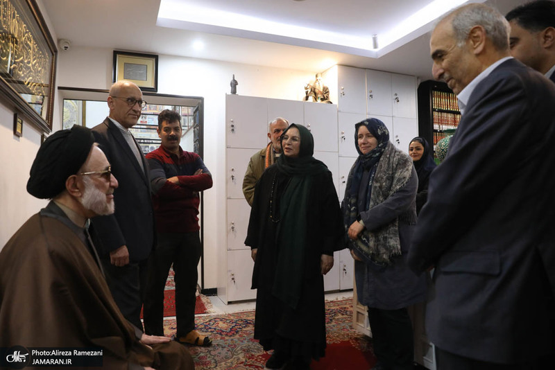 بازدید سید محمد خاتمی از موزه دکتر حسن حبیبی