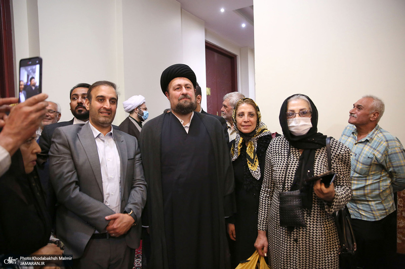 دیدار جمعی از نمایندگان پیروان ادیان الهی با سید حسن خمینی