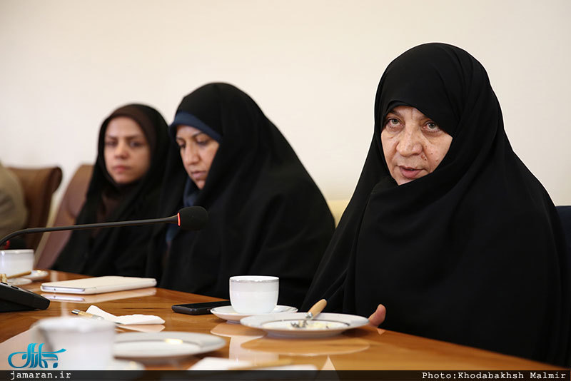 بازدید جمعی از مدیران موسسه تنظیم و نشر آثار امام(س) از مرکز اسناد کتابخانه ملی 