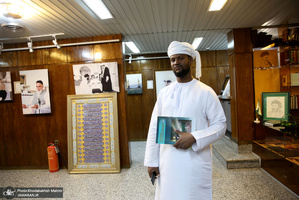 بازدید جمعی از شرکت کنندگان سی وششمین دوره مسابقات بین المللی قرآن کریم از جماران‎