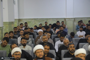 نشست «قرآن و عترت، محور اتحاد مسلمانان در اندیشه امام خمینی(س)» به زبان اردو