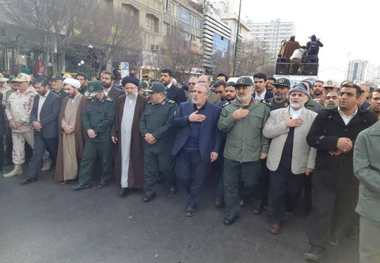 پیکر سردار منصوری در مشهد تشییع شد