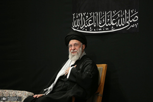 مراسم عزادارای شب عاشورا با حضور رهبر انقلاب اسلامی